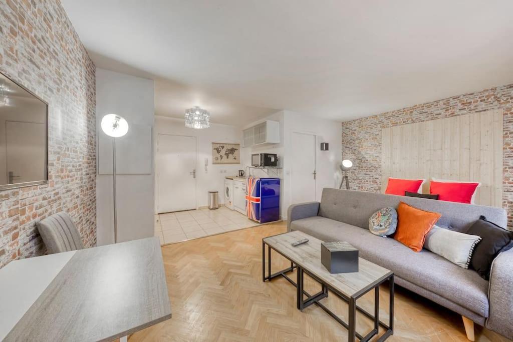 Magnifique La Avec Parking Apartment *